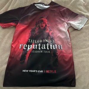Taylor Swift reputation T-shirt
